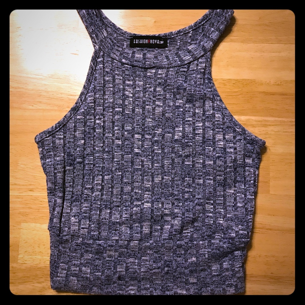 Blue knit crop top